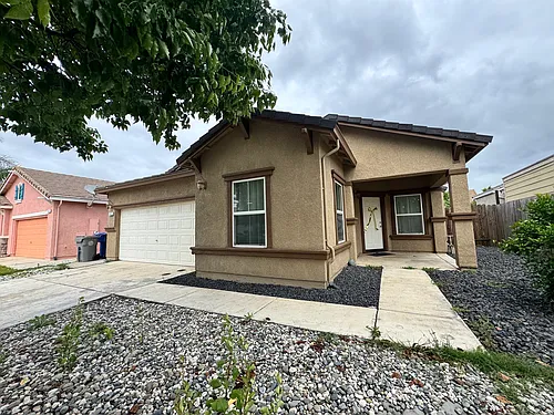 581 Summer Garden Way Photo 1
