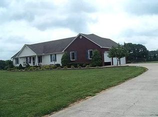 776 Old Union Loop, Paris, TN 38242