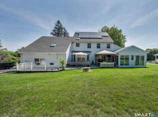 42 Lakeview Dr, Wolcott, CT 06716