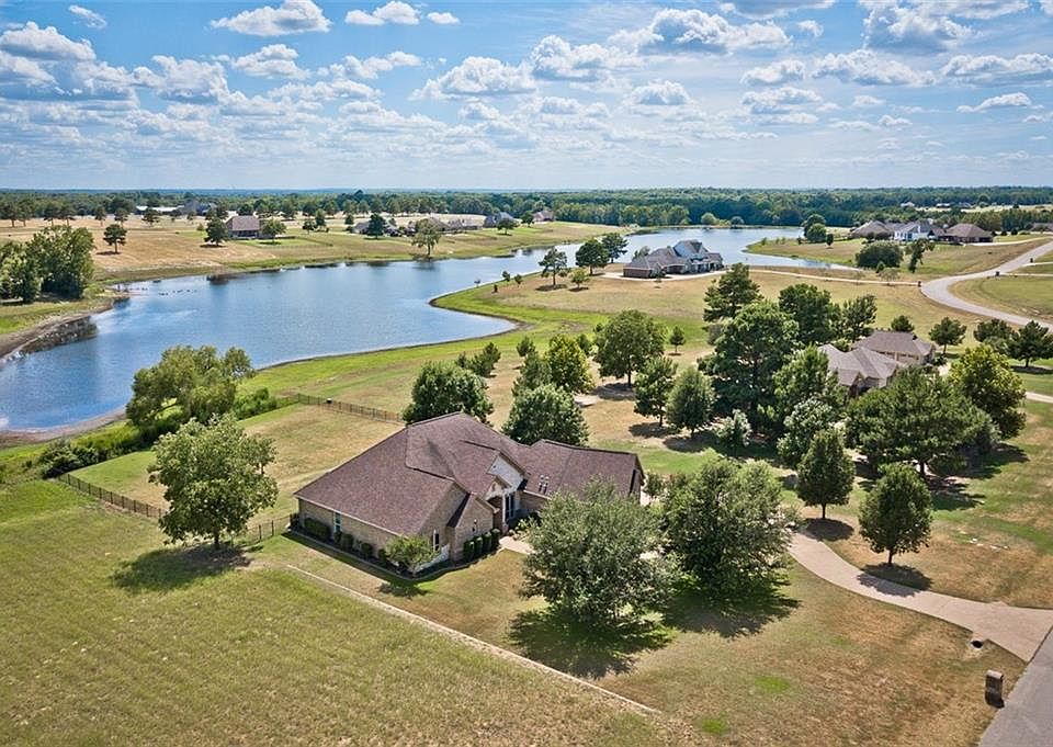 1st image of 16541 Stallion Shores Ct