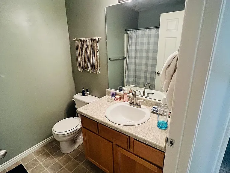 1355 S 1590 E — Photo 14