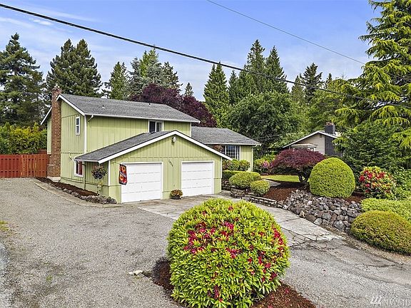 2nd image of 1406 25th St SE