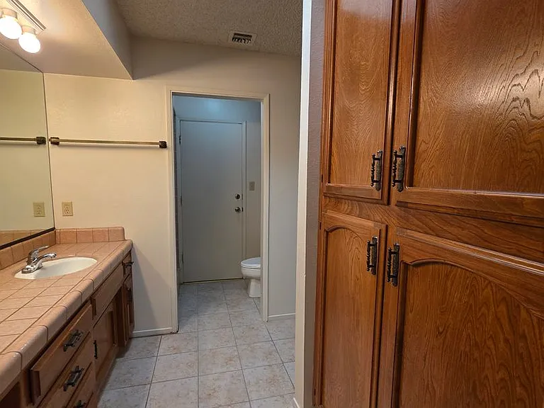 6901 Courtside Cir #3 — Photo 19