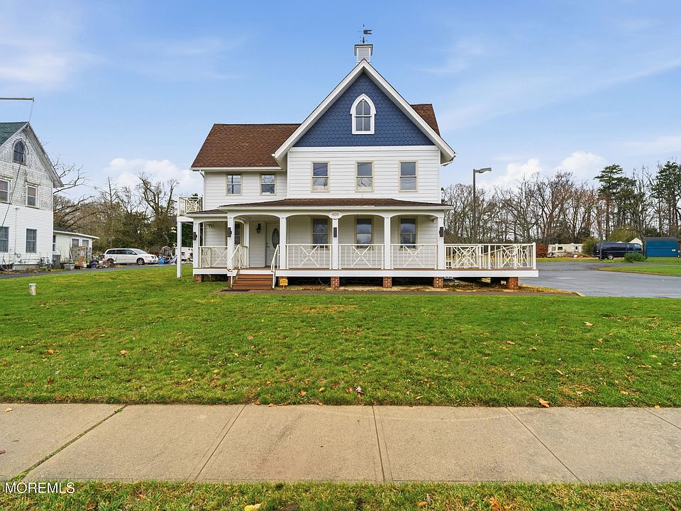 1st image of 400 S Main St #2
