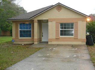 2404 S Lake Ave, Sanford, FL 32771