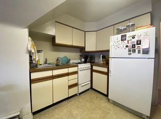 915 E Ann St APT 6, Ann Arbor, MI 48104