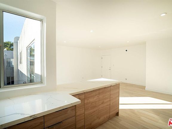 4th image of 1827 W 145th St #111