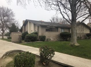 7708 N Laurelglen Blvd APT C, Bakersfield, CA 93309