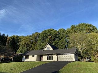 370 Hillcrest Dr, Princeton, WV 24740
