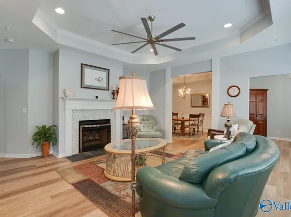 31 Valley Way Cir SE #31, Huntsville, AL 35802