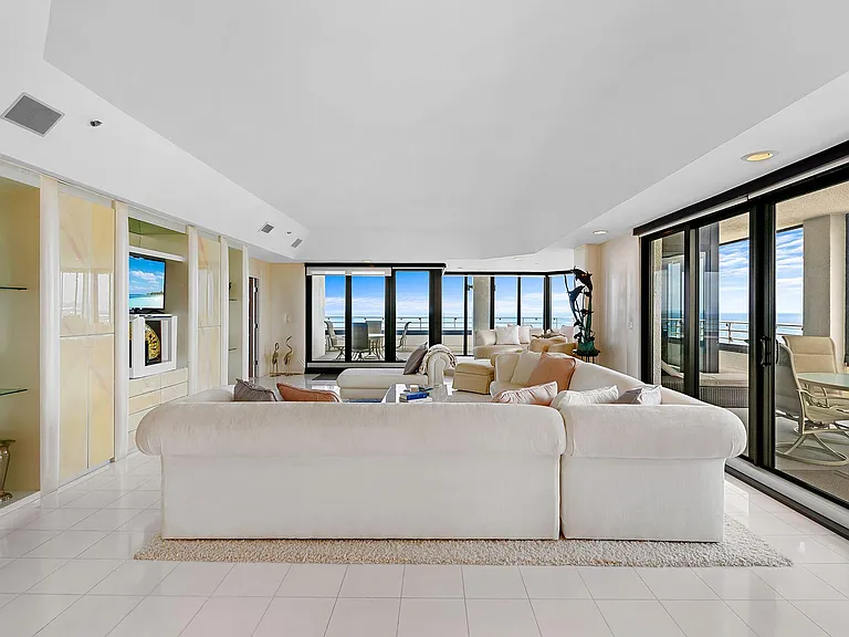 2901 S Ocean Blvd #1 — Photo 10