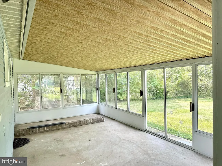 6732 Harrison Ln — Photo 27