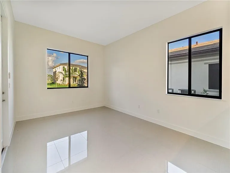 10870 Shore St — Photo 14