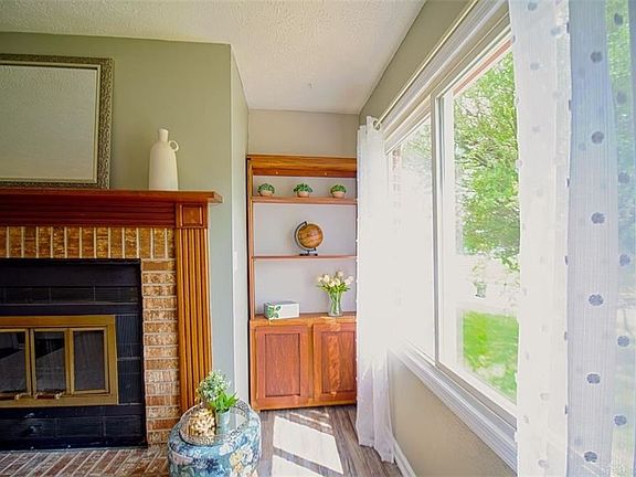 5th image of 4303 Elliot Ave