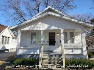 212 16th St, Port Huron, MI 48060