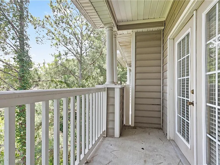 2700 Pine Tree Rd NE #2303 — Photo 19