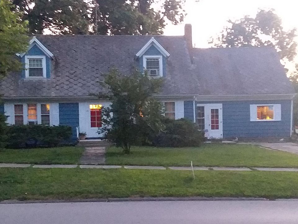 1st image of 542 S Water St