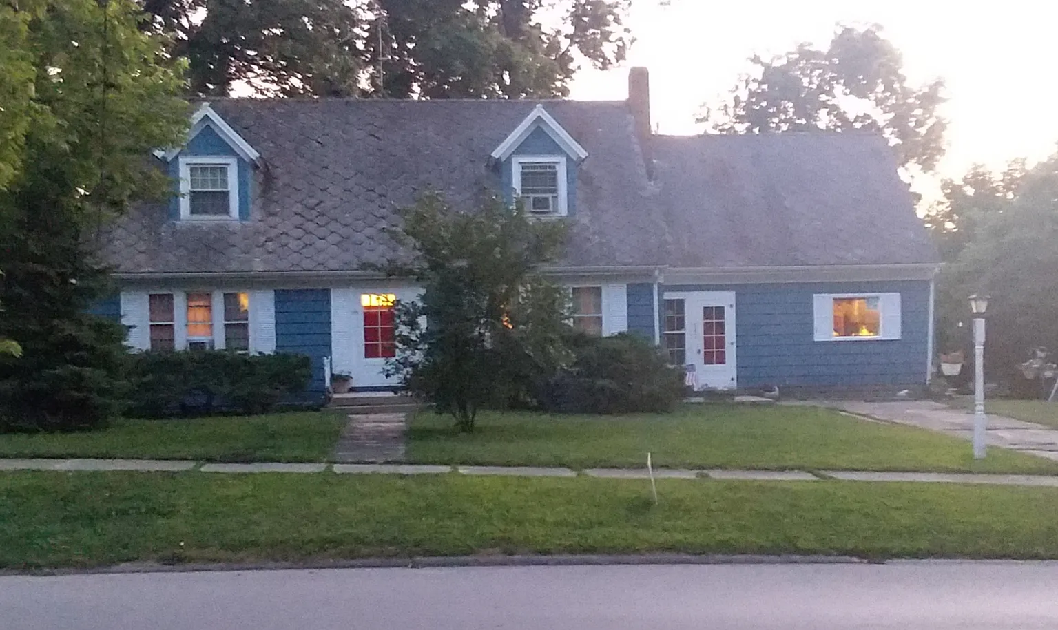 542 S Water St photo 1