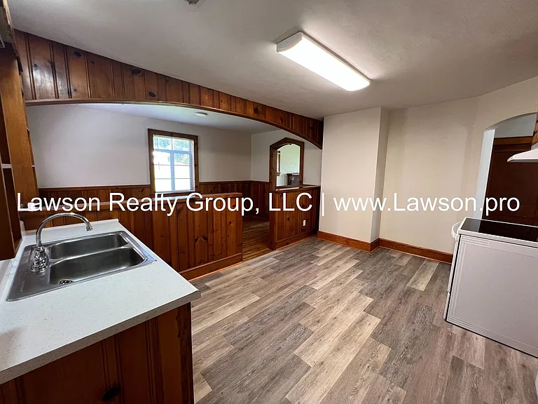 3119 King St NE — Photo 14