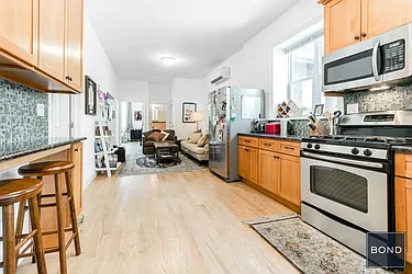 Rented by Bond New York