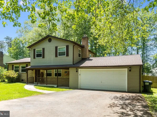 3 Saint Georges Dr, Stafford, VA 22556