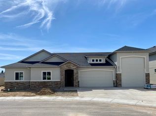 9911 W Sunberry Ct, Star, ID 83669