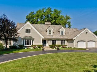 492 Greenvale Rd, Lake Forest, IL 60045