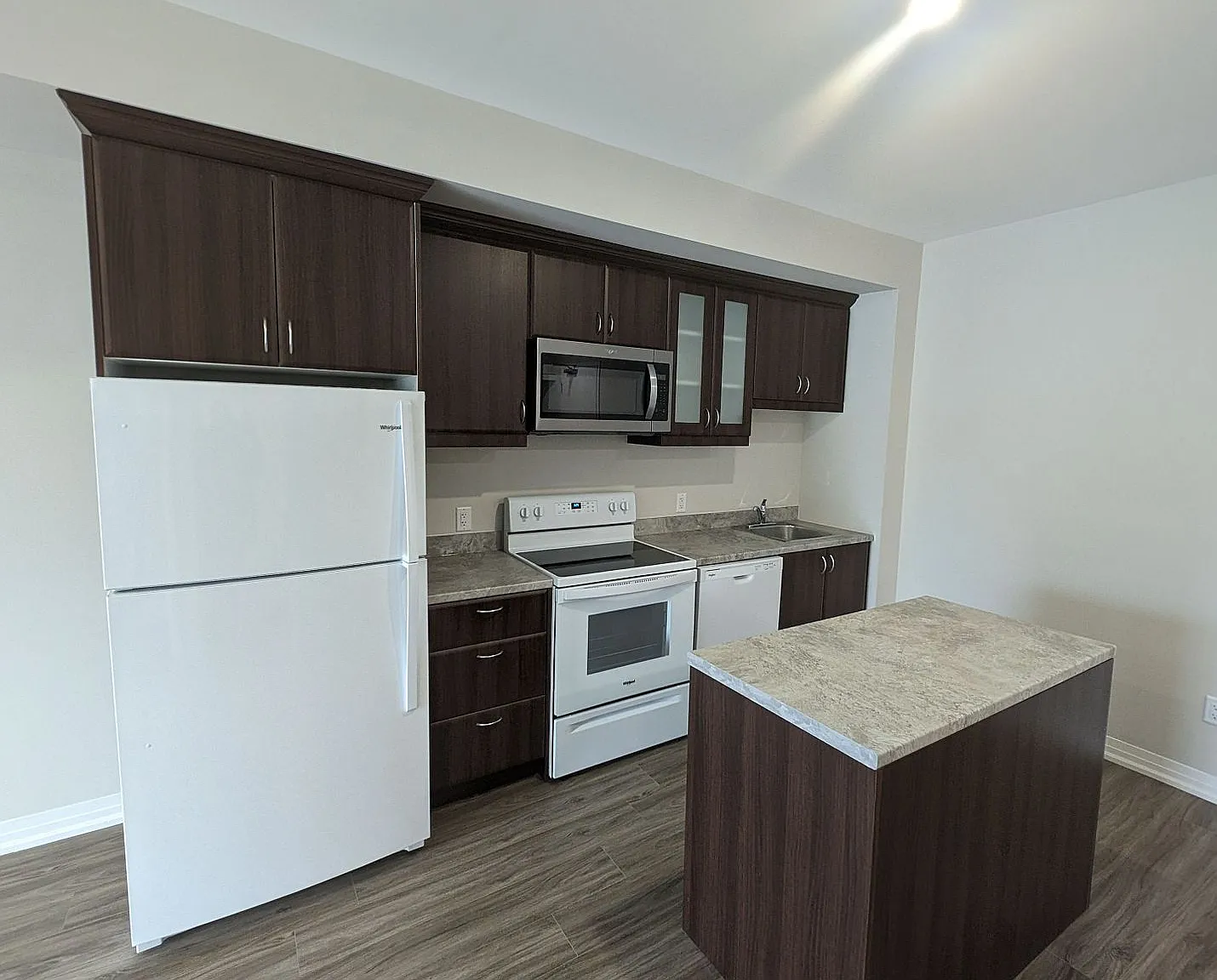 1 bed, $1,800 — Photo 3