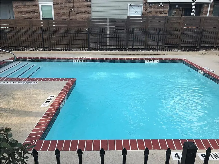 2018 W Rundberg Ln #3B — Photo 10