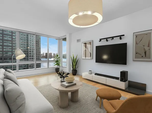 4630 Center Blvd APT 1006, Long Island City, NY 11109