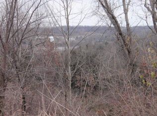 1540 E River Oaks Ln, Springfield, MO 65804