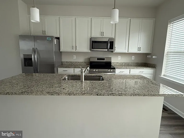 195 Cooperage Rd — Photo 2