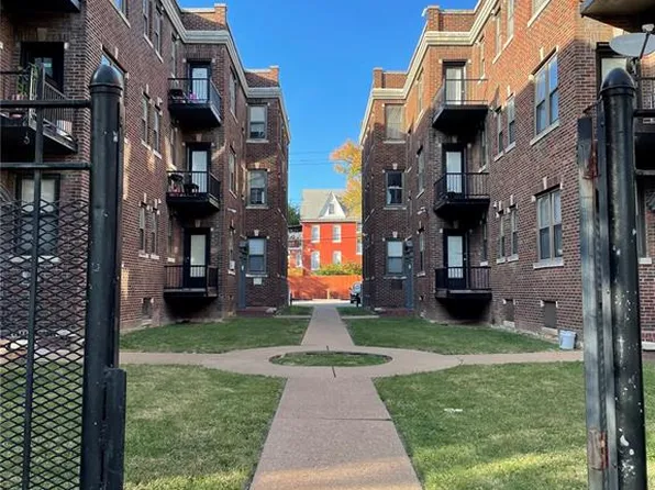 5841 Cabanne Ave, Saint Louis, MO 63112