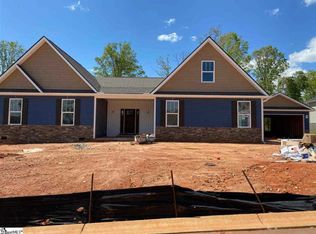 22 Alice Kelley Ct, Travelers Rest, SC 29690