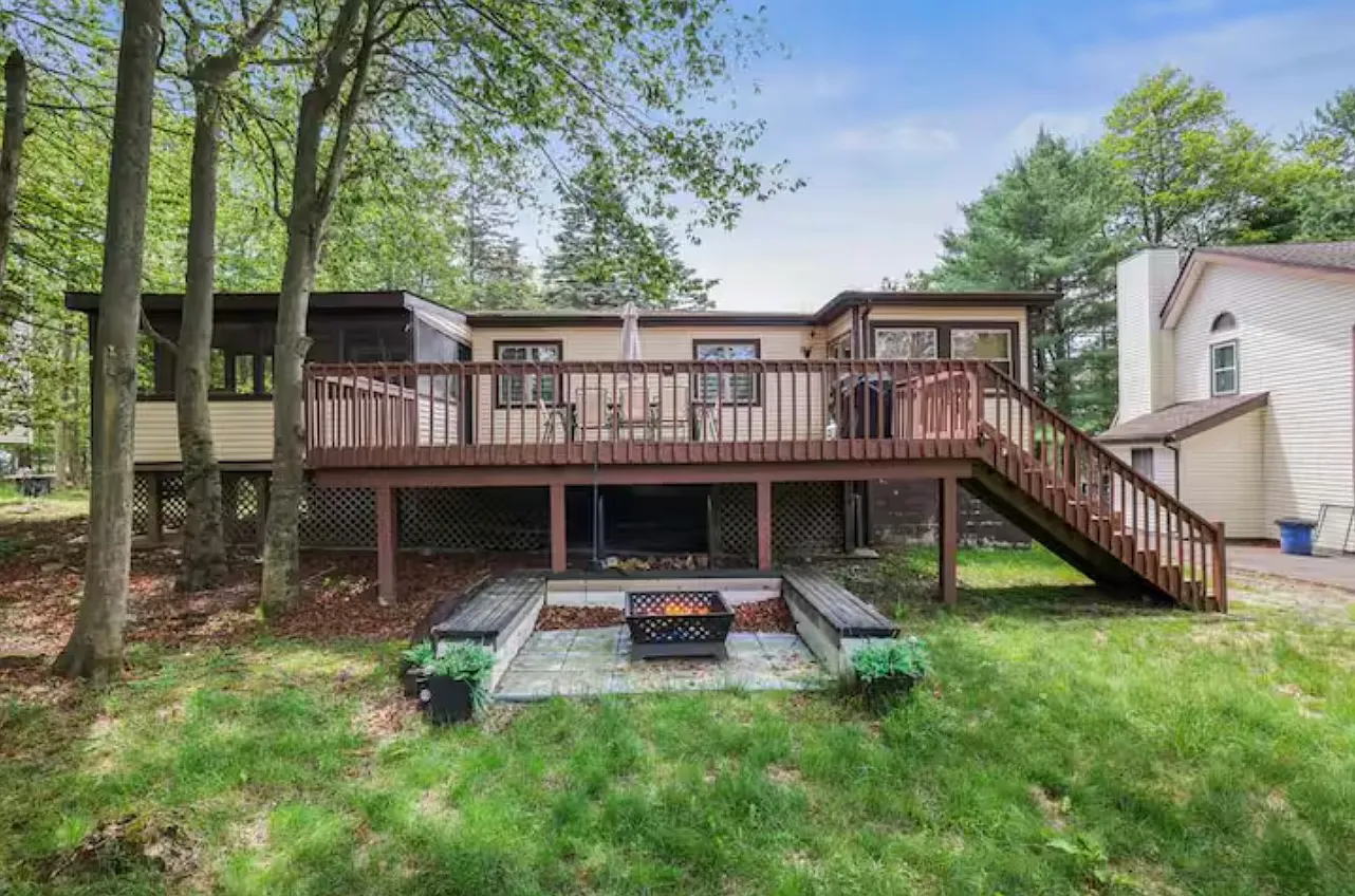 4 bed, 2670 sqft, $2,600 — Photo 1