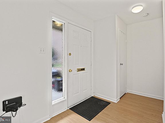 5th image of 4640 Conwell Dr Unit 190