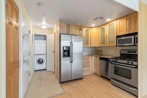 Rented by Bryan L Rozencwaig, LREB | media 1