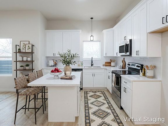 2nd image of 326 Clearwater St #D