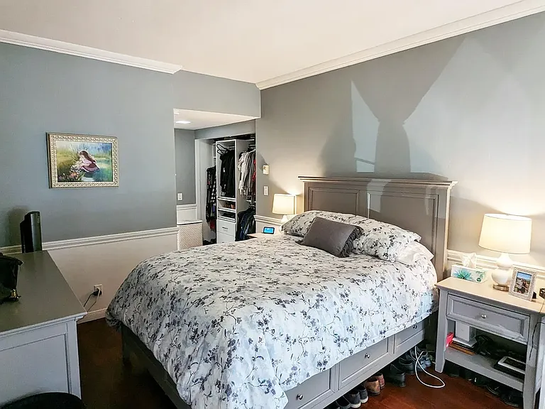 2410 Albatross St #6 — Photo 4