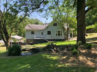 9 Maplewood Ave, Wheeling, WV 26003