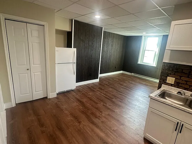 725 Front St #2 — Photo 8
