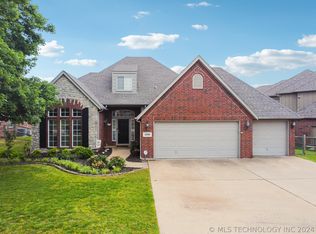 1501 W Trenton St, Broken Arrow, OK 74012