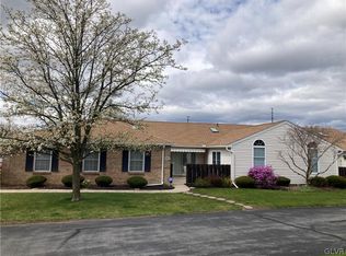 5822 Burning Tree Ln, Macungie, PA 18062