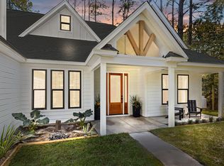 1047 Butterfly Ln, Awendaw, SC 29429