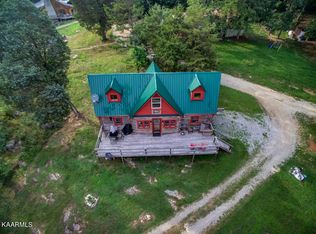 855 Straight Branch Rd, Speedwell, TN 37870