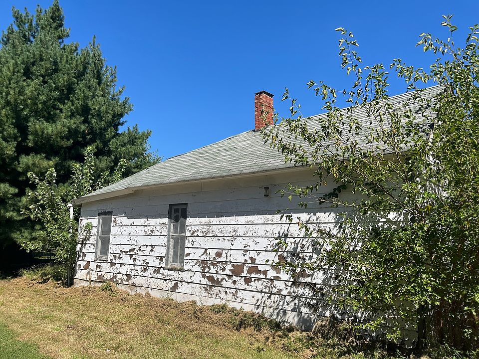 2nd image of 506 W McLean St