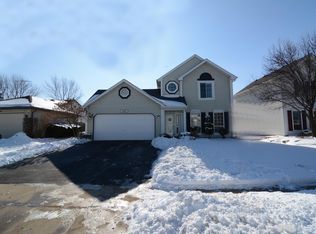 1267 Concord Dr, Elgin, IL 60120