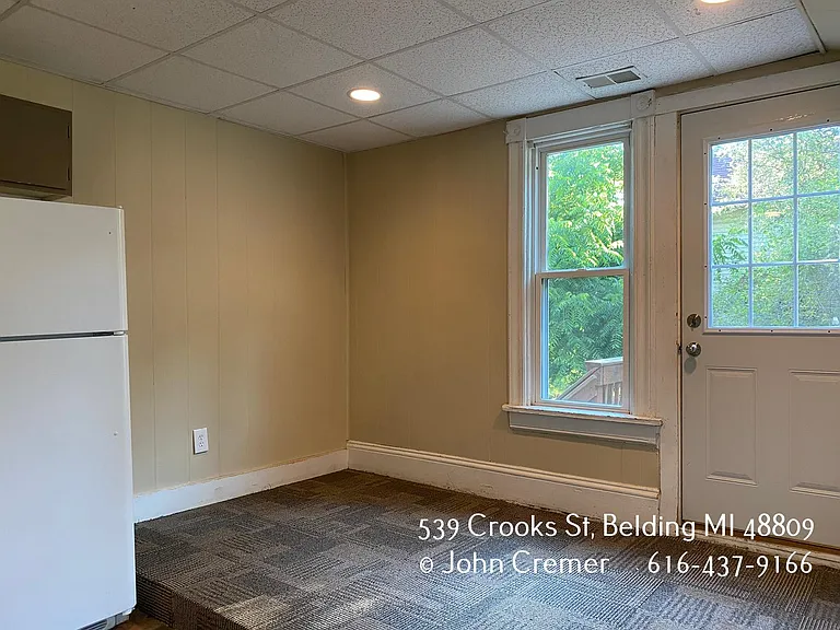 539 Crooks St — Photo 10