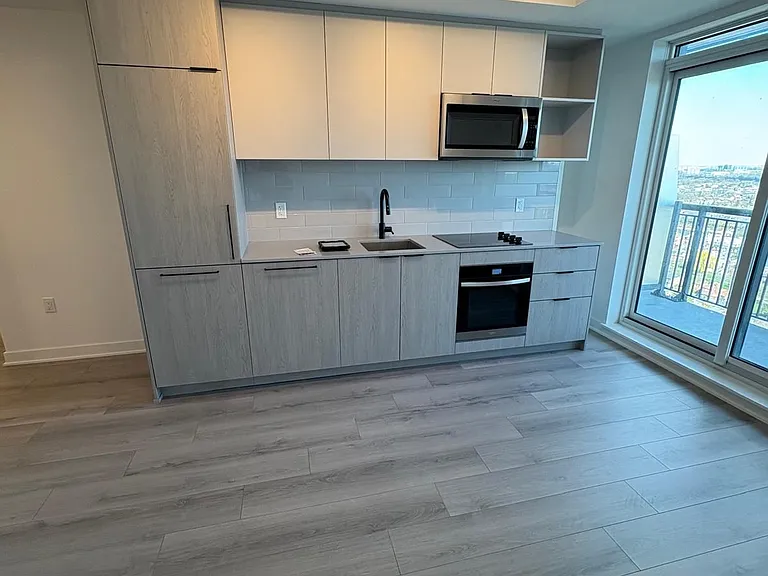 1185 Dupont St #2506 — Photo 2