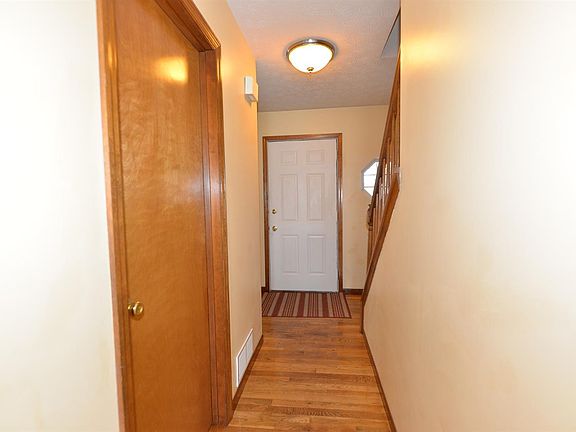 5th image of 6227 Penny Ln